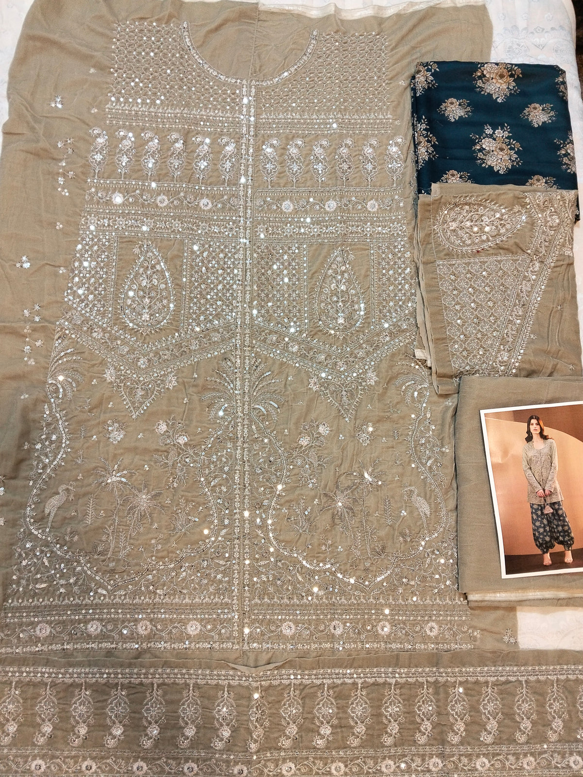 Ethnc Light Oatmeal Embroided Micro Velvet 2Pc Hit Code E-1109