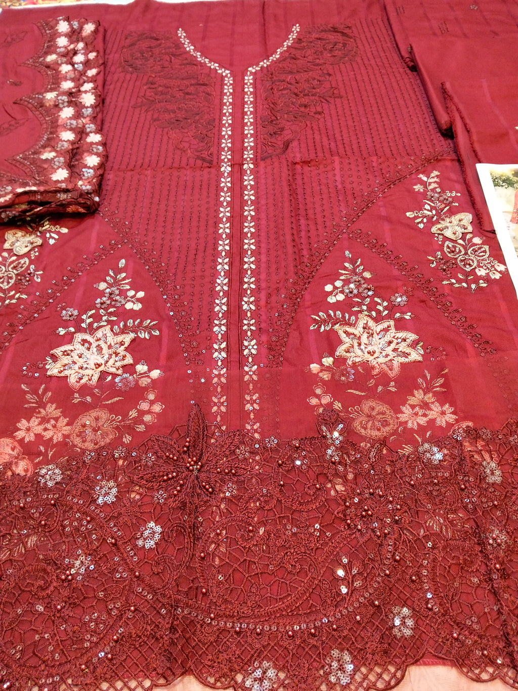 Maria.B Dhanak Embroided 3pc Hit Code D107
