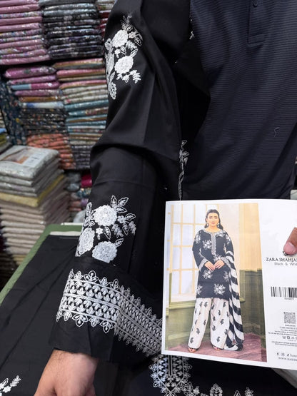ZARA SHAHJAHAN BLACK & WHITE