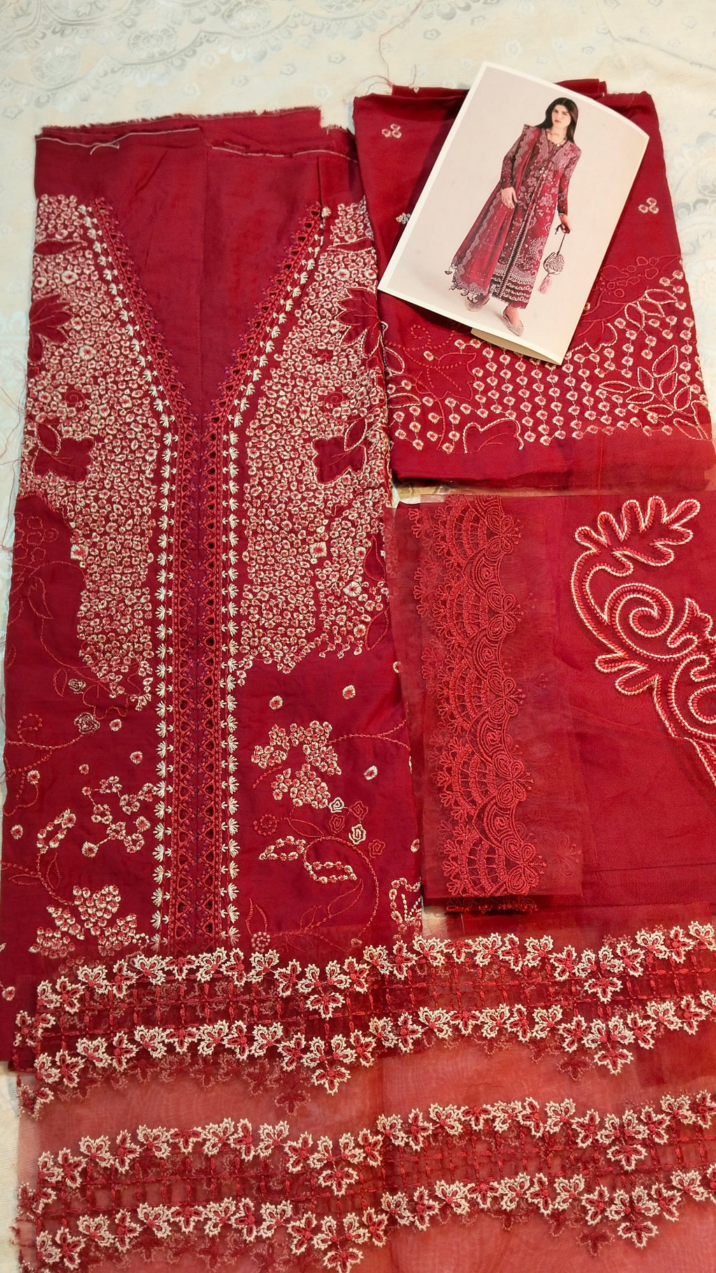 Suffuse Viscose Embroided 3pc Hit Code