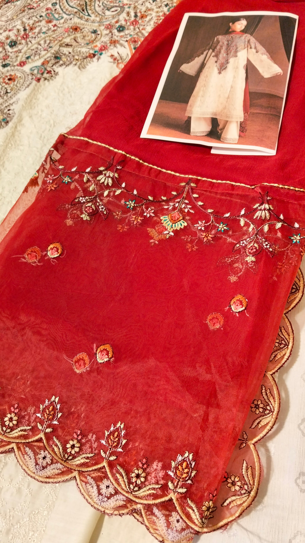 Zara shah jhan Embroided 3pc viscose hit code D7