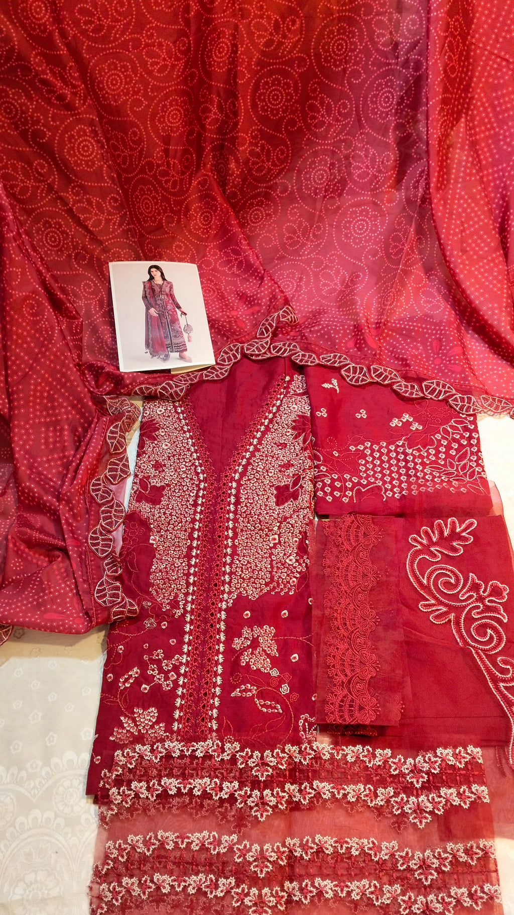 Suffuse Viscose Embroided 3pc Hit Code