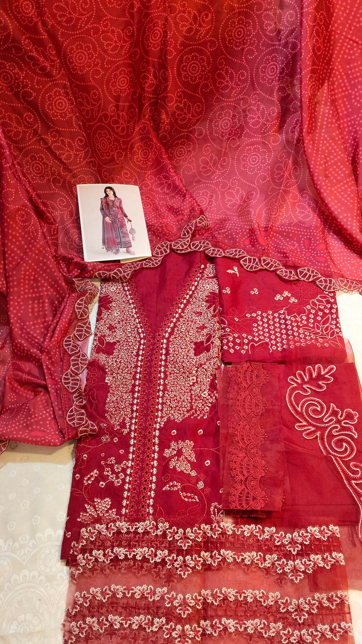 Suffuse Viscose Embroided 3pc Hit Code
