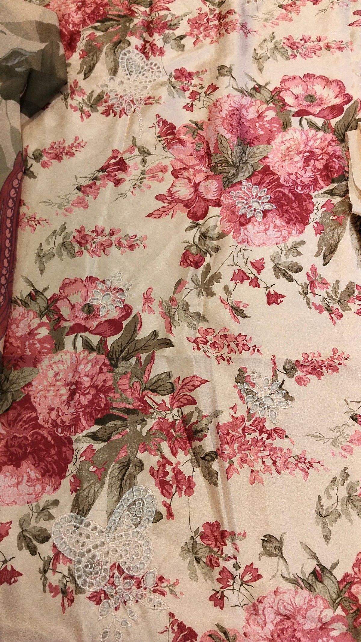 Barooque Silk Embroided 3Pc Hit Code UF4401 A