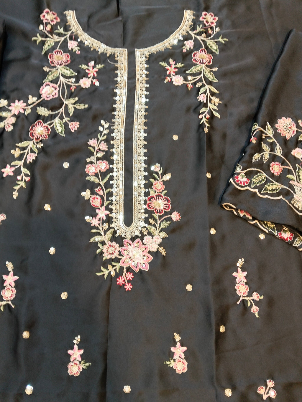Ethnc Kaftan Style Black 2pc Hit Code D01