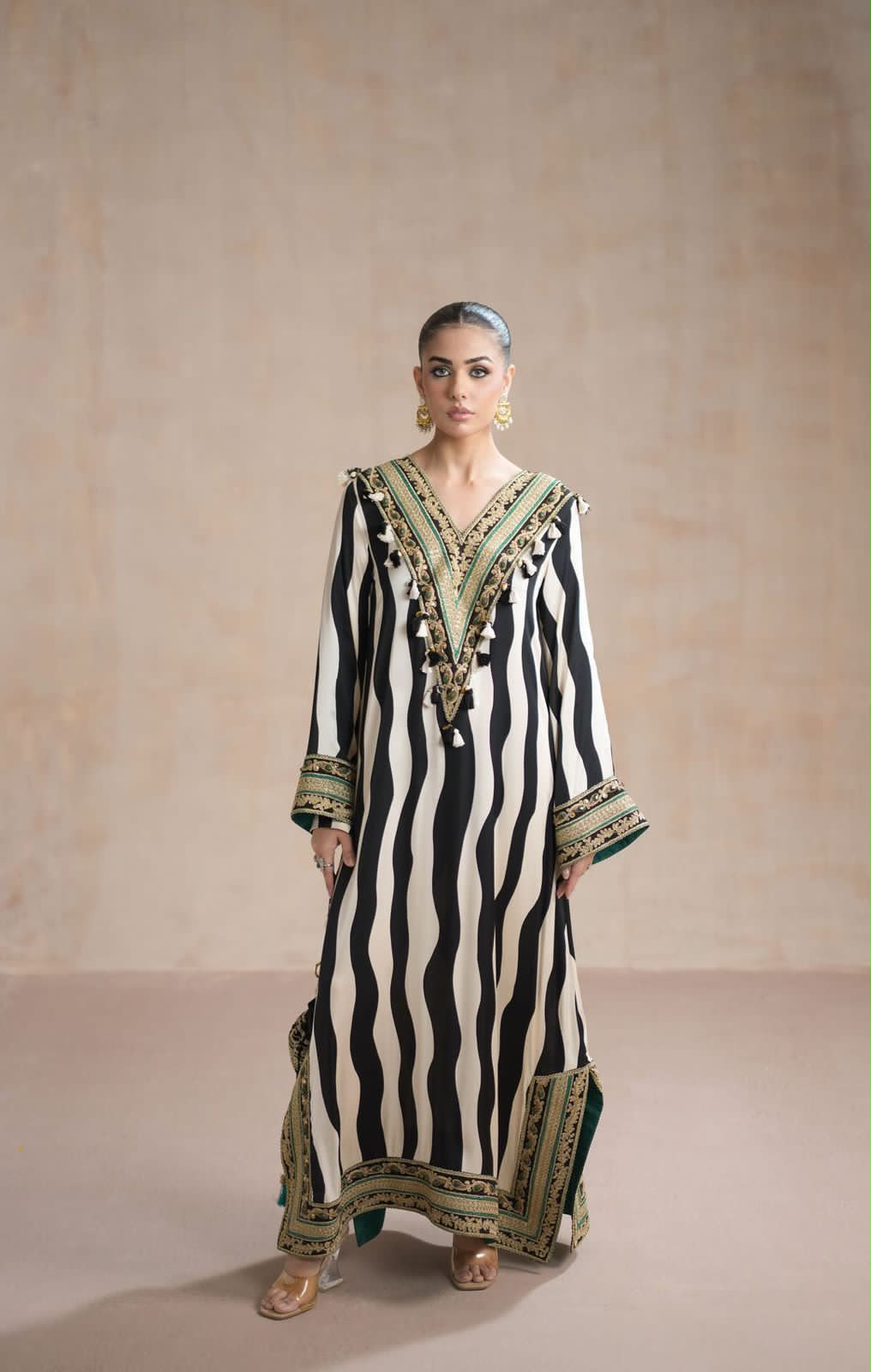 AMARA/SARA SILK 3PC HIT CODE UF89