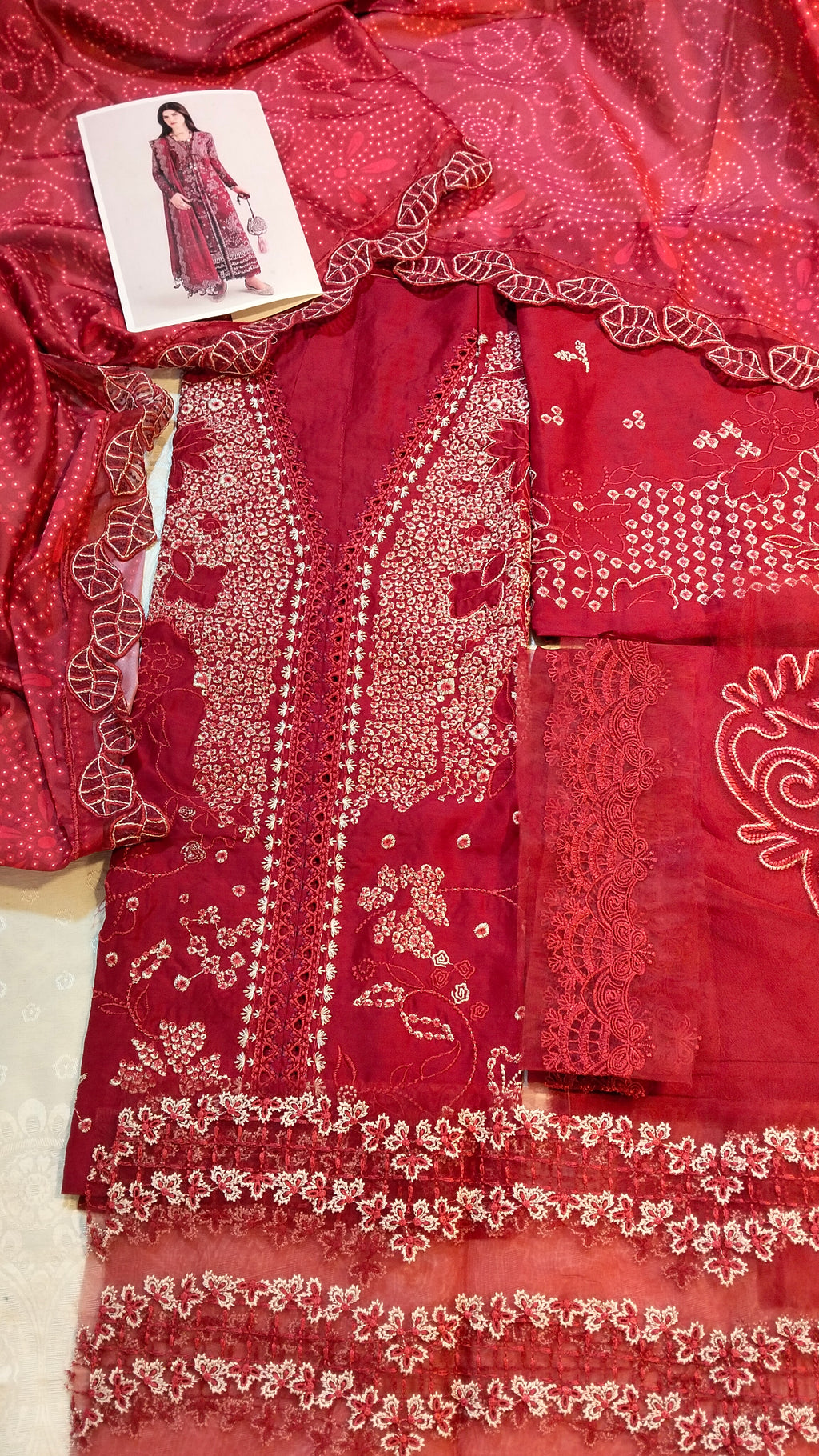 Suffuse Viscose Embroided 3pc Hit Code