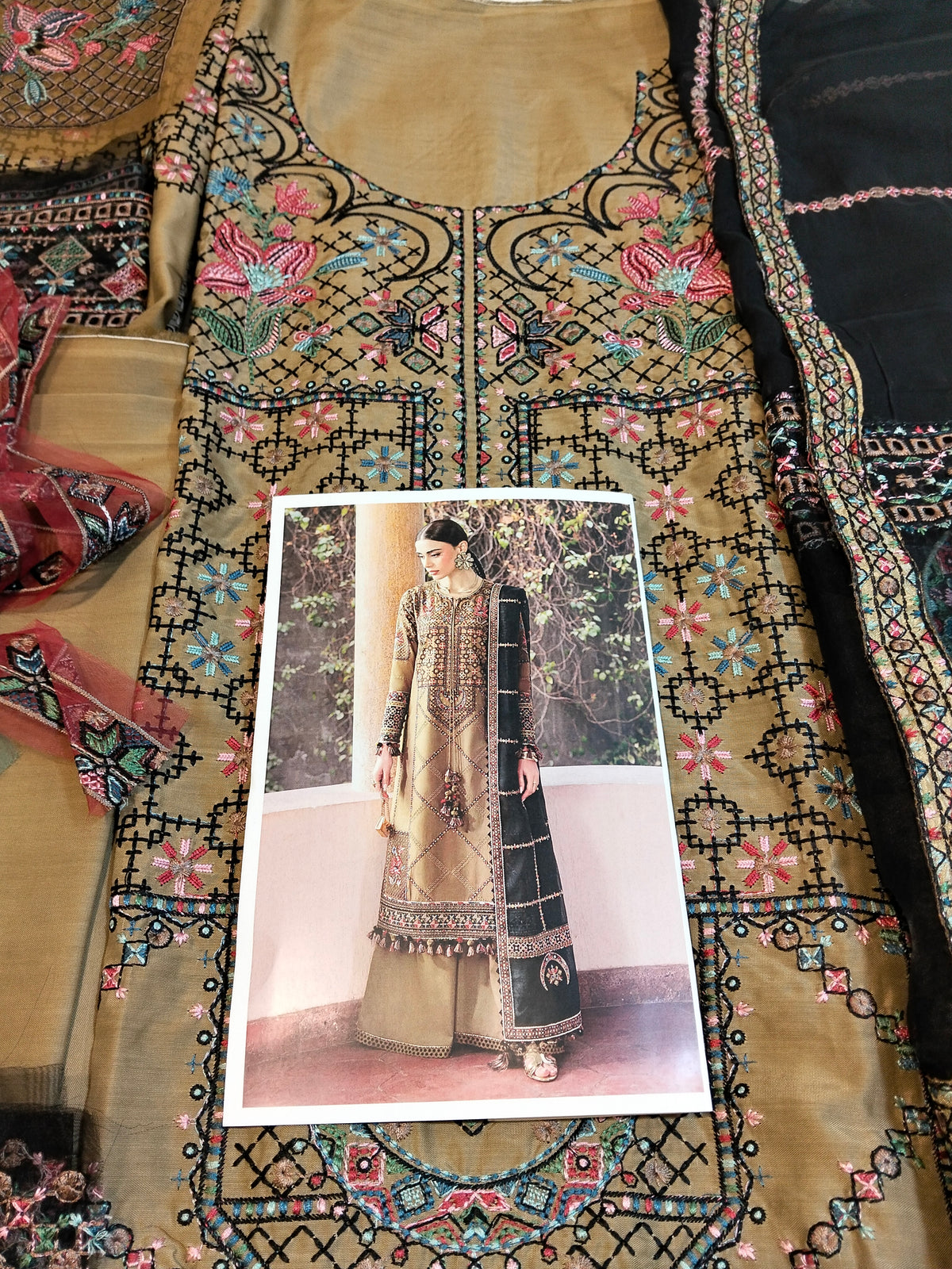 Jazmin Shahkaar Embroided Viscose 3pc Hit Code D 05