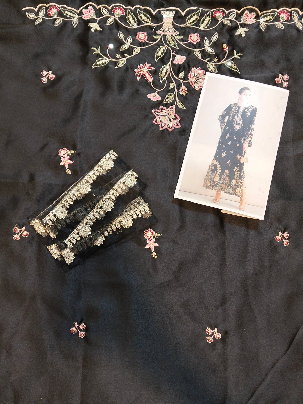 Ethnc Kaftan Style Black 2pc Hit Code D01