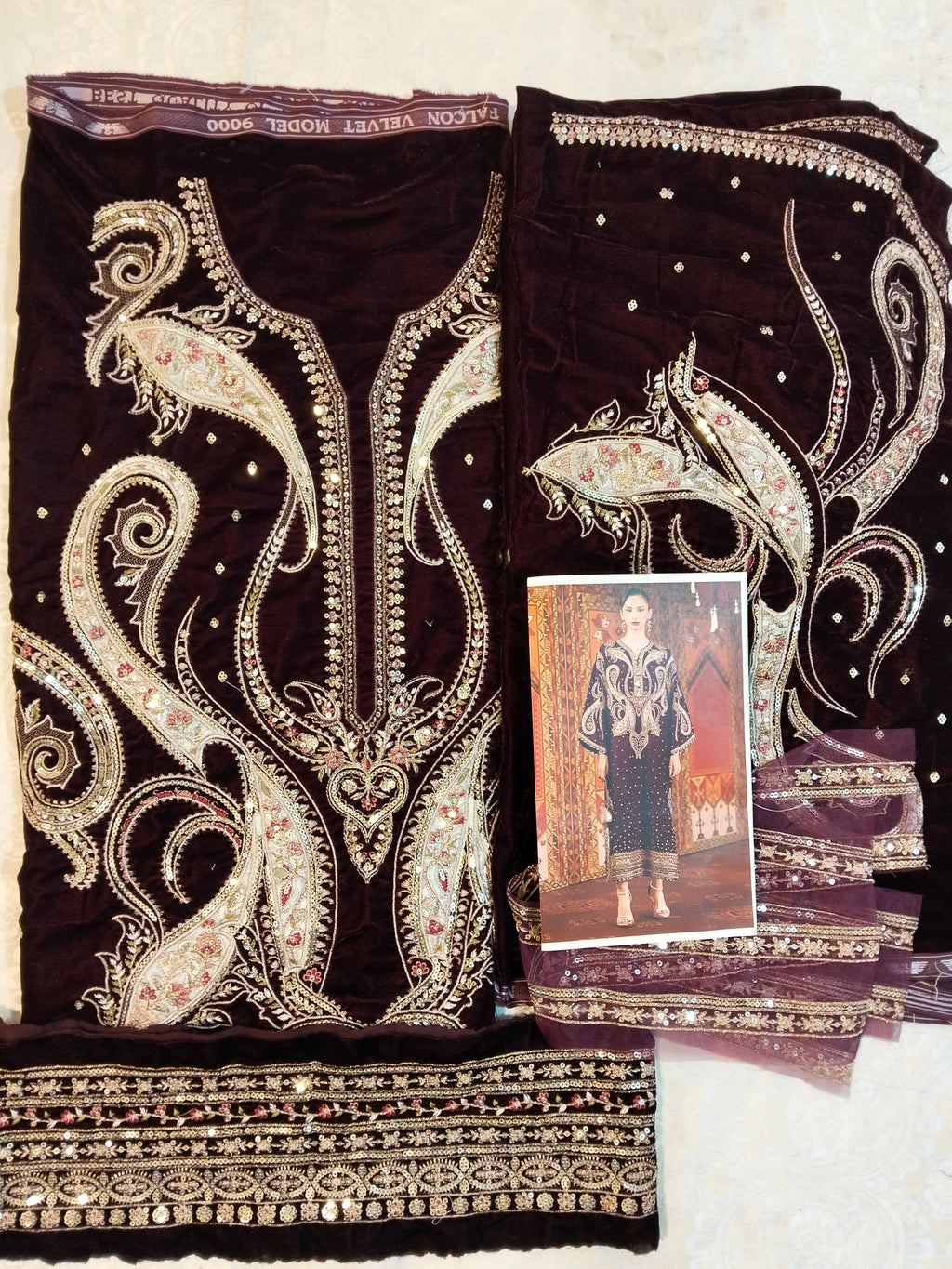 Ethnc Embroided Micro Velvet perpole 2pc hit code