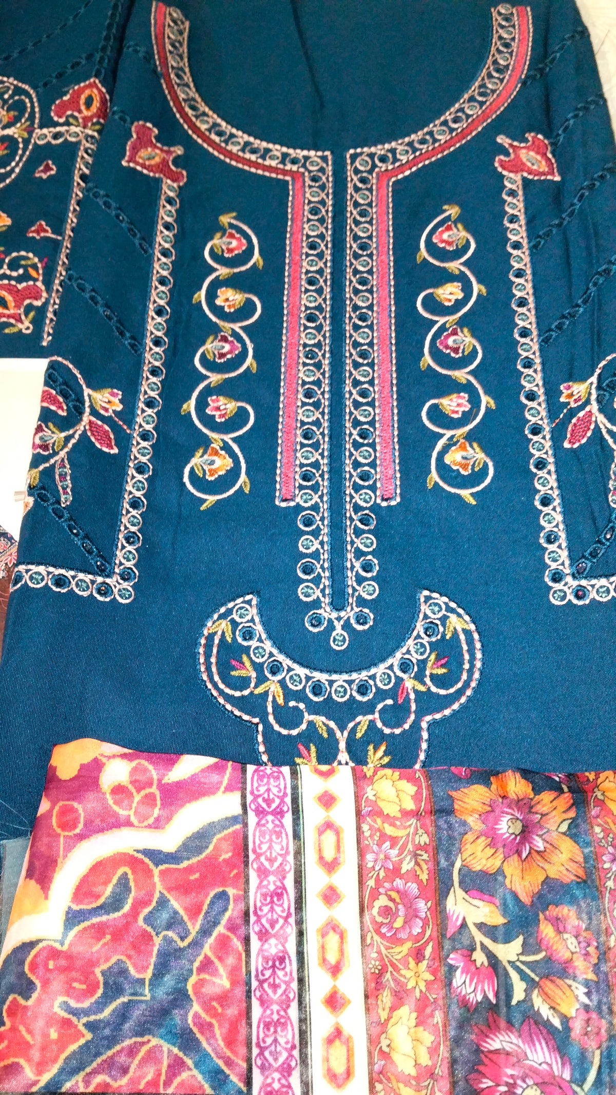 Jazmin karandi hit code 3pc Embroided dress