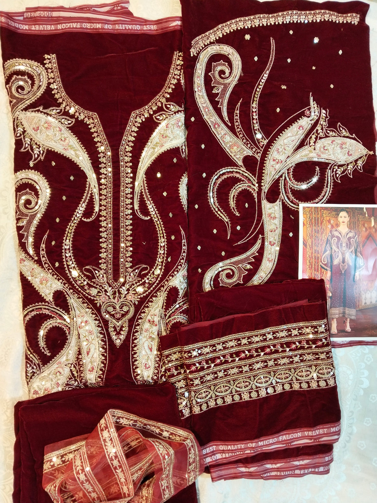 Ethnic Embroided Micro Velvet mehron 2pc Hit Code