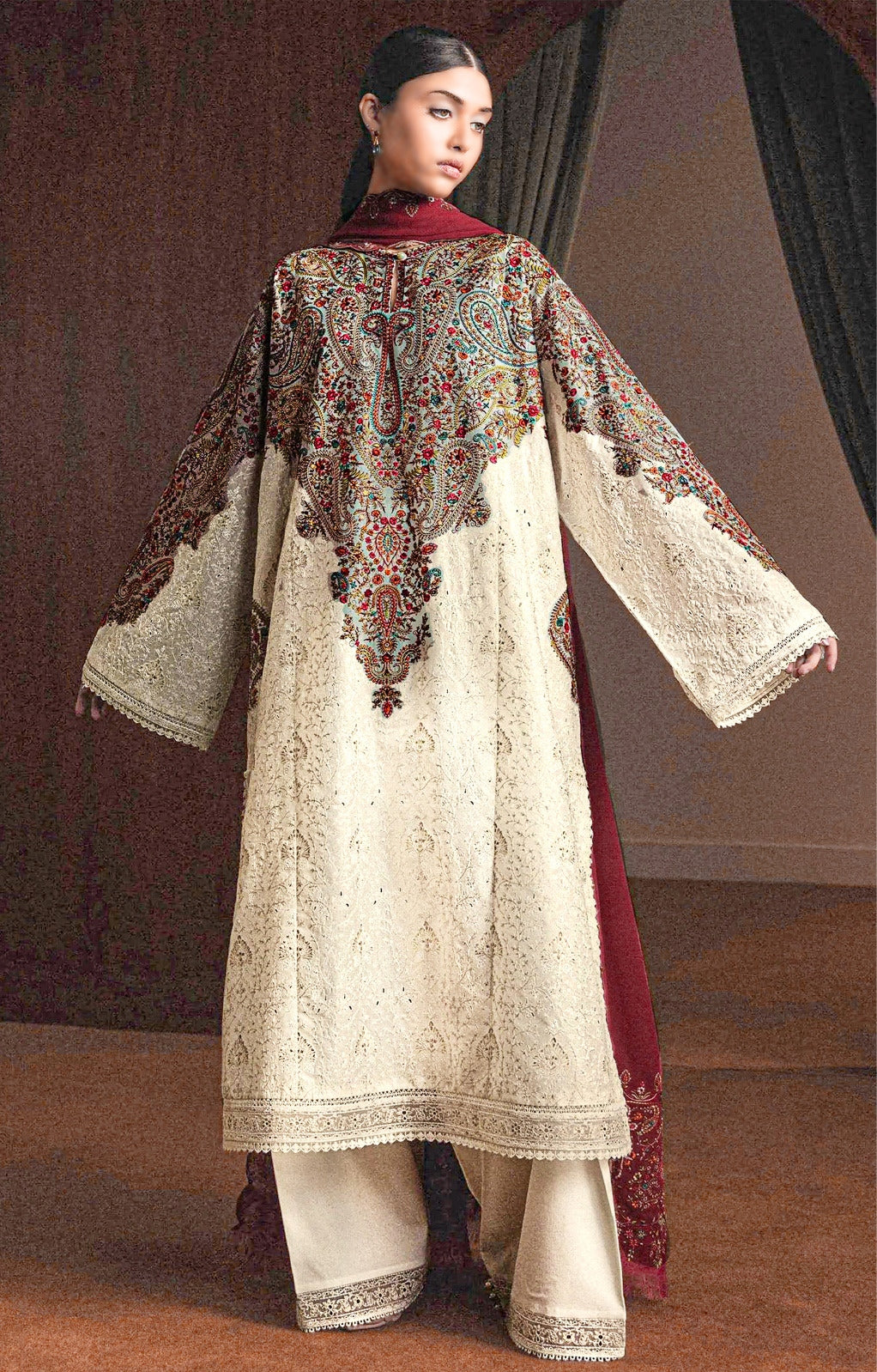 Zara shah jhan Embroided 3pc viscose hit code D7