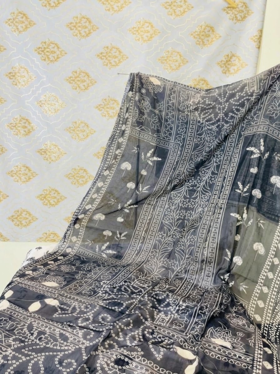 Barooque Silk print 3Pc Hit Code
