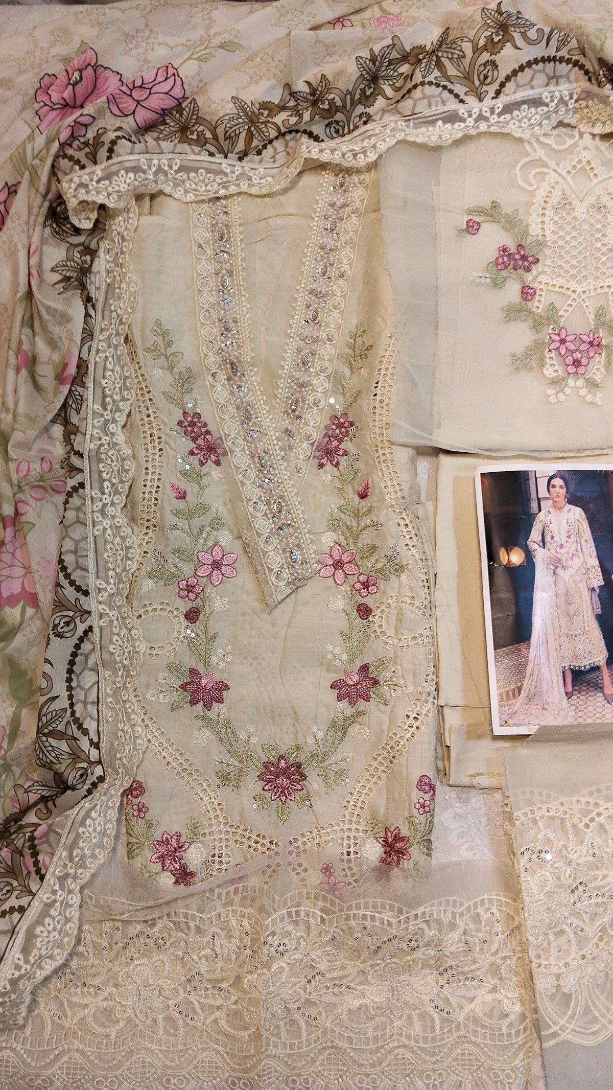Maria.b Viscose Embroided 3pc Hit Code