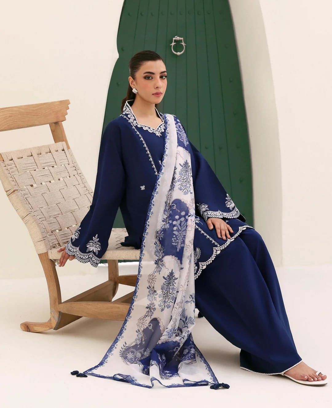 REPUBLIC WINTER COLLECTION 3PC HIT CODE