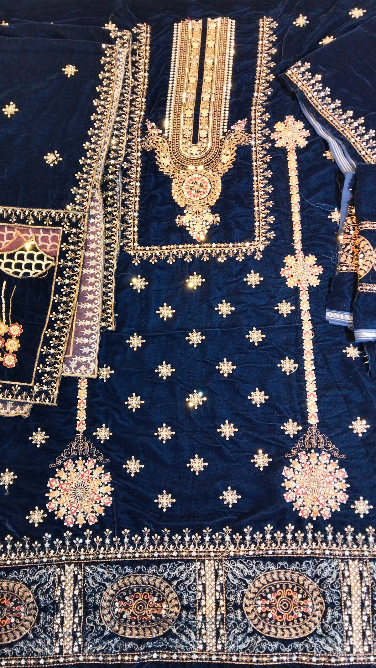 Marib Micro Velvet Embroided 3Pc Hit Code 01 Nevy Blue