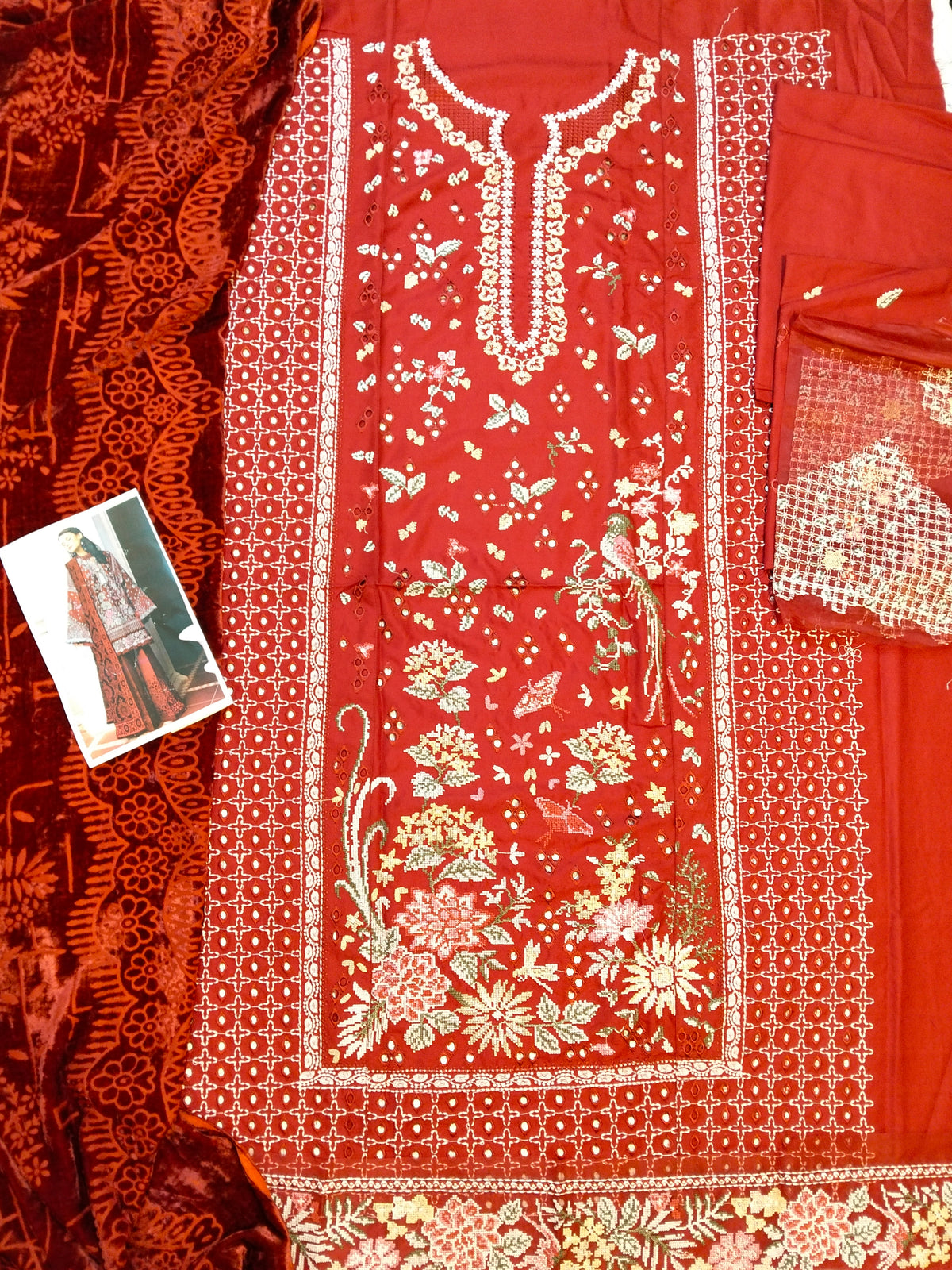 Republic Embroided Dhanak Vs Plachi Shwal 3Pc Hit Code D-05 B Nyra